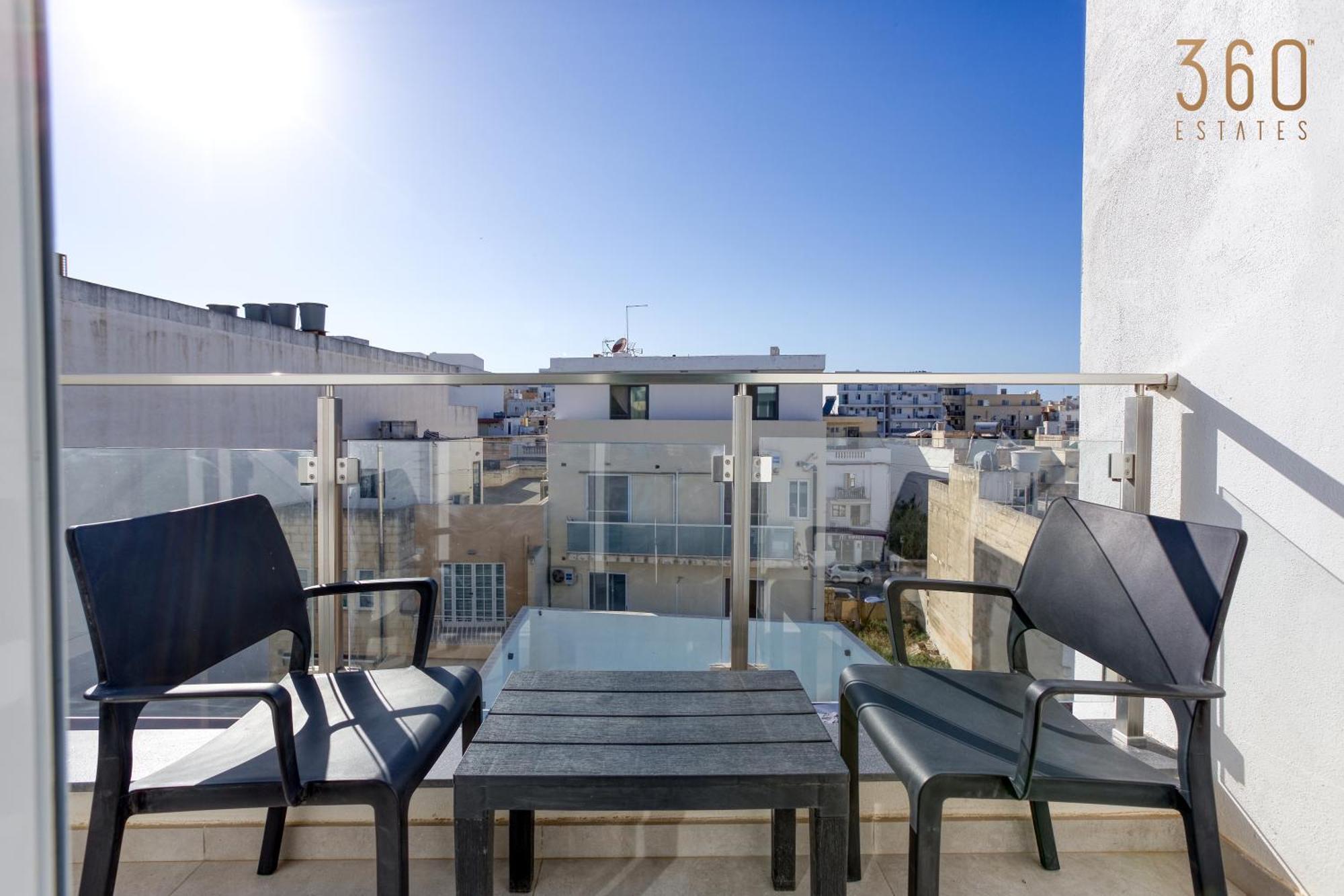 The Swieqi Poolside Suites Is-Swieqi Esterno foto