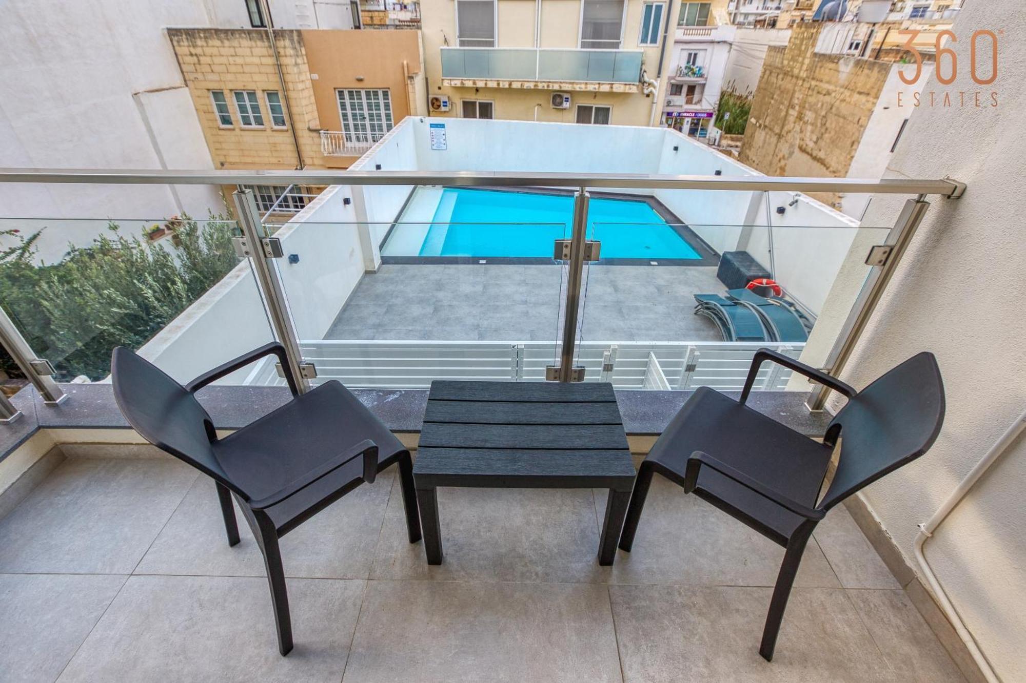 The Swieqi Poolside Suites Is-Swieqi Esterno foto